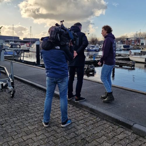 Voor de camera van Editie NL Voor de camera van Editie NL